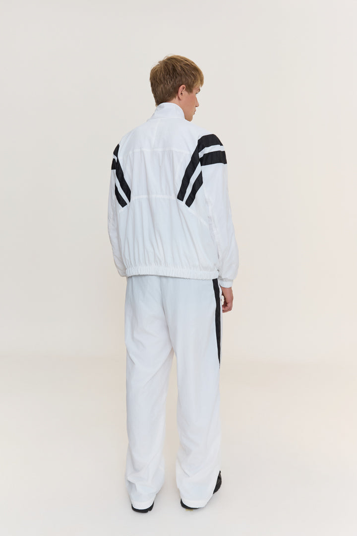 Milk suit 90s
